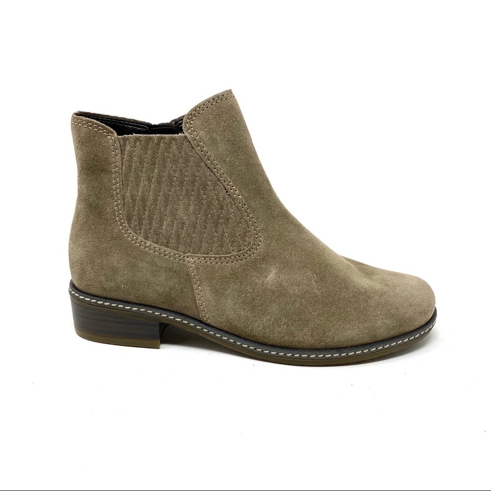 Gabor beige suede women’s Chelsea ankle boots